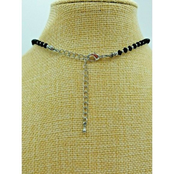 Black Beaded Necklace Silver Tone 18" - Picture 4 of 4